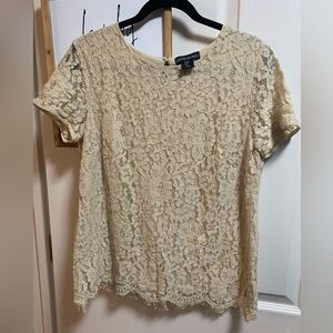 Cynthia Rowley stretch lace creamy-taupe colored short sleeve top size Medium